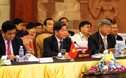 9th Joint Coordinating Commission of the Cambodia-Laos-Vietnam Development Triangle opens  - ảnh 1